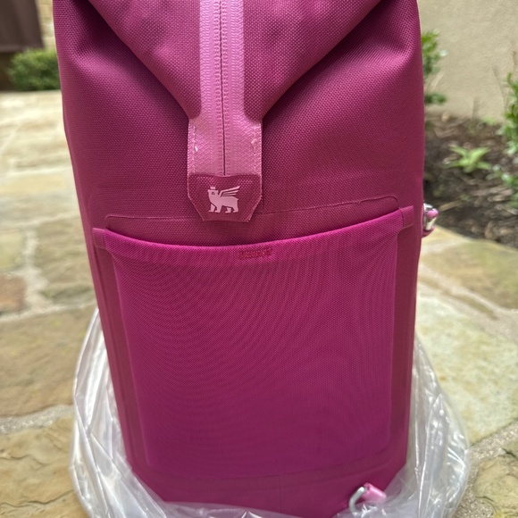 Stanley Madeline midi cooler backpack main image 4